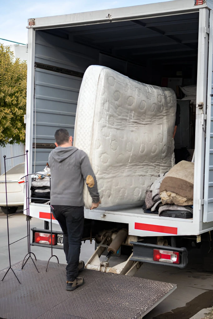 Old Furniture Pickup & Disposal Service in Dubai